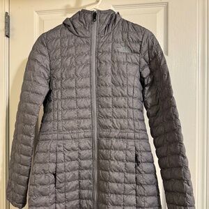 Women The North face grey thermoball parka jacket hoodie xs